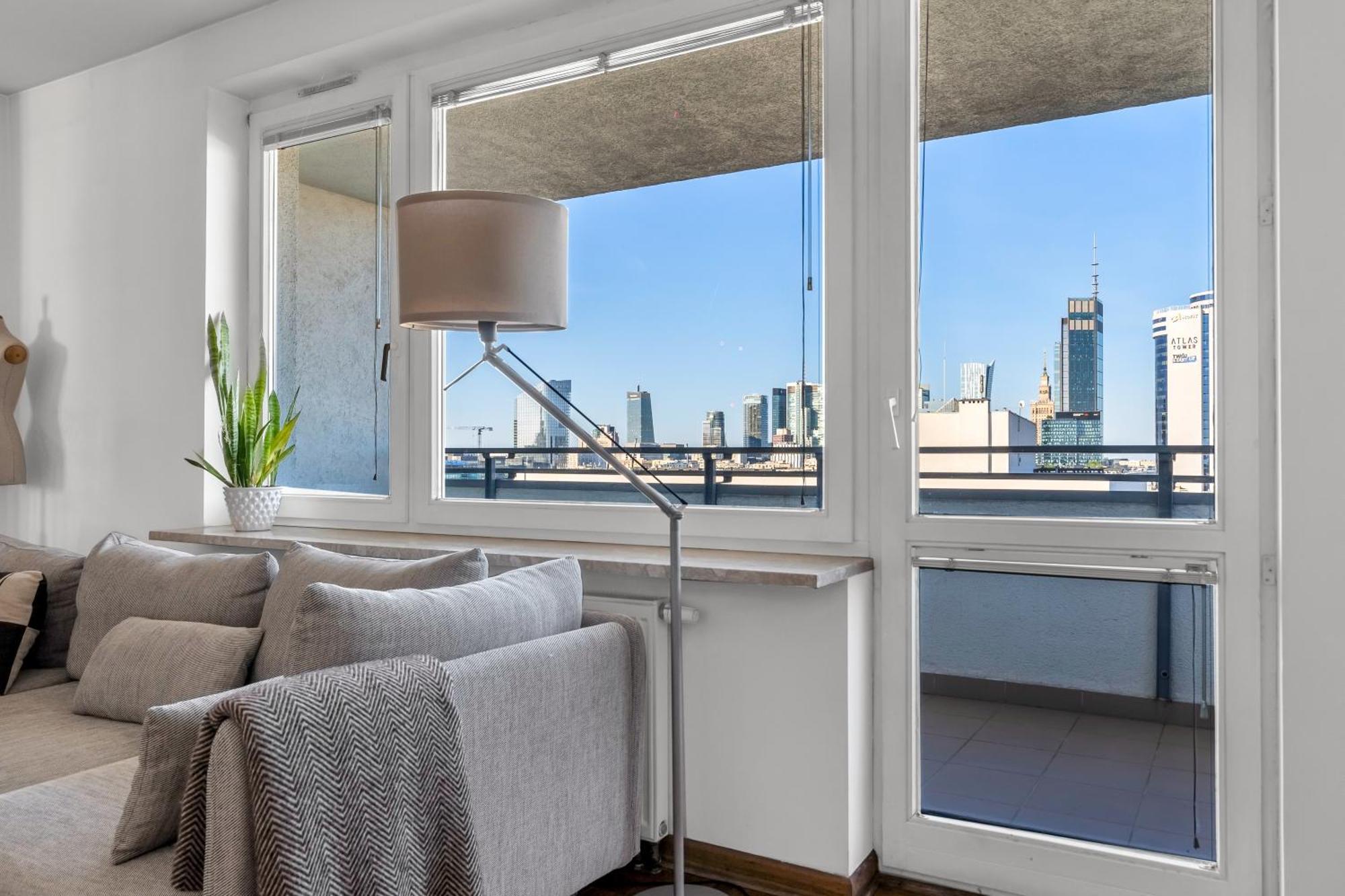 Apartament 12th Floor Old Ochota - 77m2, Balcony, View, Desk - By Rentujemy *